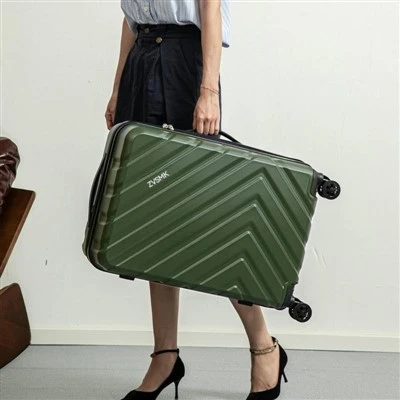 Polycarbonate, ABS or PP A B2B Buyer’s Guide to Hardside Luggage Materials